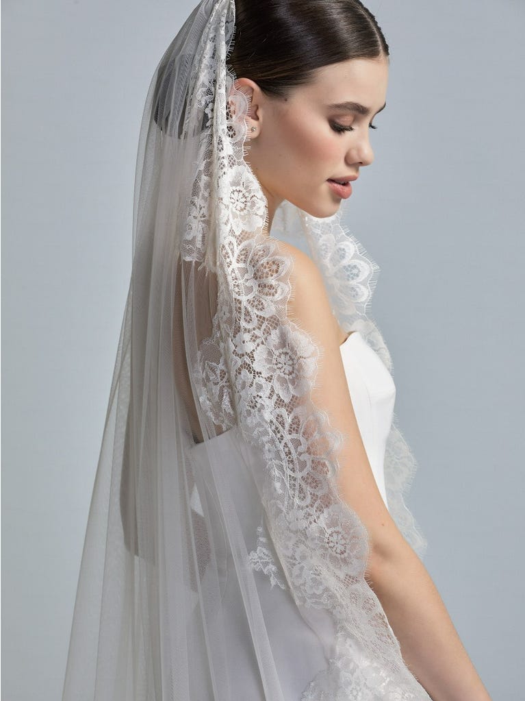 pronovias V-2033CC