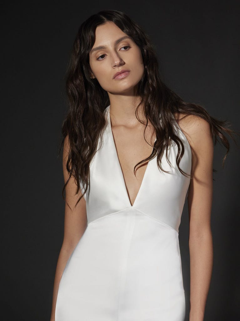 pronovias MAEVA | Vestido de novia sirena con cuello halter | Vera Wang Bride Envío internacional gratuito
