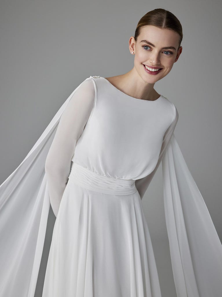 pronovias SOLLEMN | Vestido de novia corte en A con escote barco | Pronovias Ofertas especiales