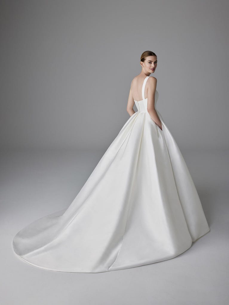 pronovias ROSAMUND | Vestido de novia princesa con escote cuadrado | Pronovias Precio ultrabajo