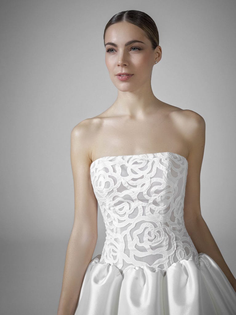 pronovias BOURGEON | Vestido de novia princesa palabra de honor | Pronovias Rebajas de fábrica
