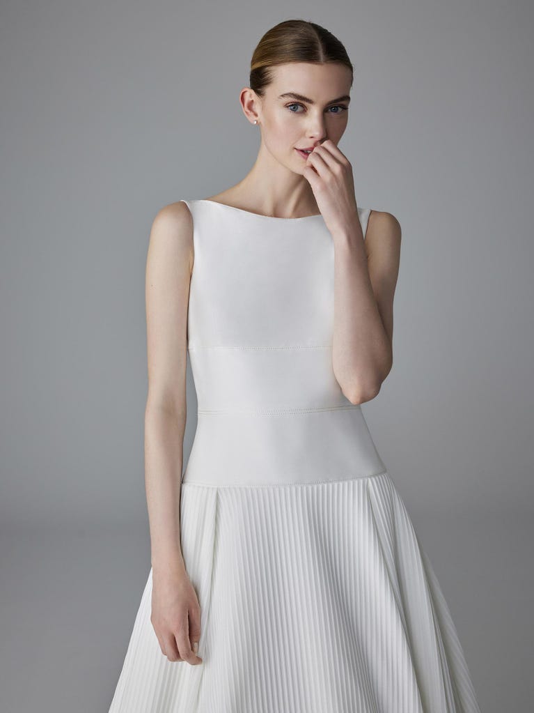 pronovias GALLIA | Vestido de novia corte en A con escote barco | Pronovias Ventas relámpago