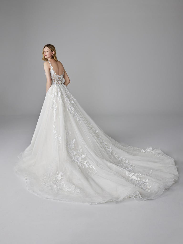 pronovias KAMERIE | Vestido de novia princesa con escote corazón | Pronovias Descuento