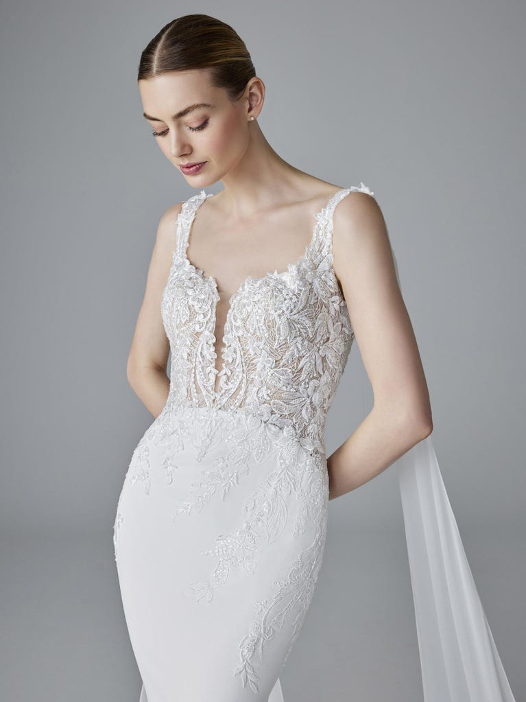 pronovias ALIX | Vestido de novia sirena con escote corazón | Pronovias Tienda