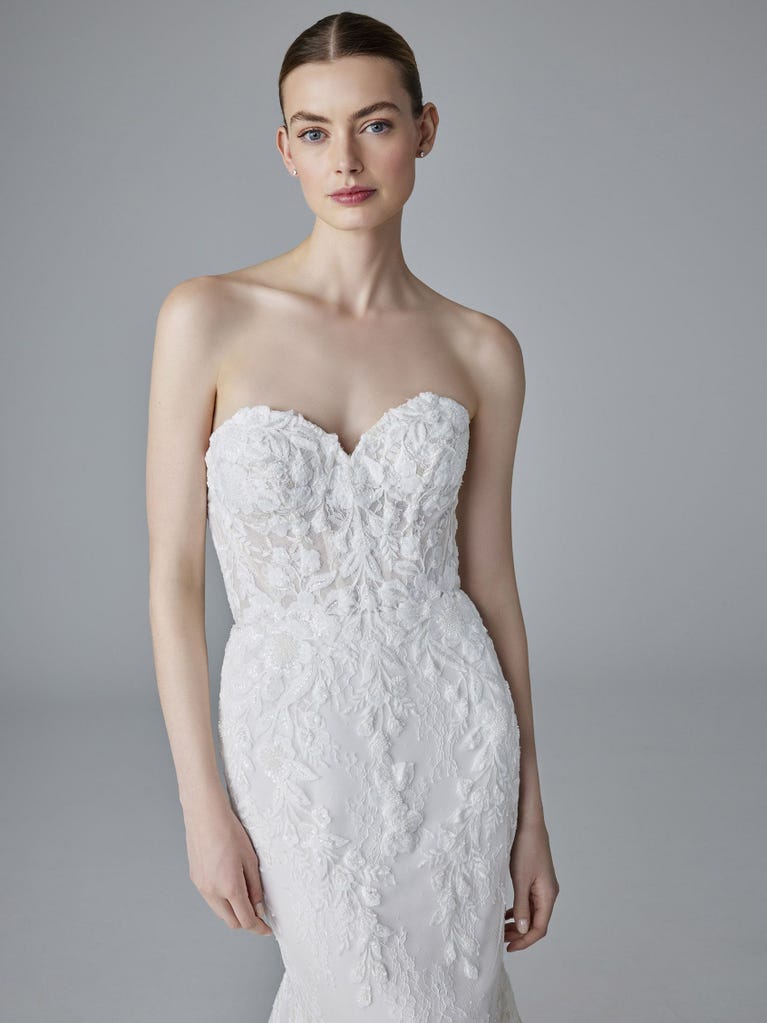 pronovias JENA | Vestido de novia sirena con escote corazón | Pronovias Oferta especial