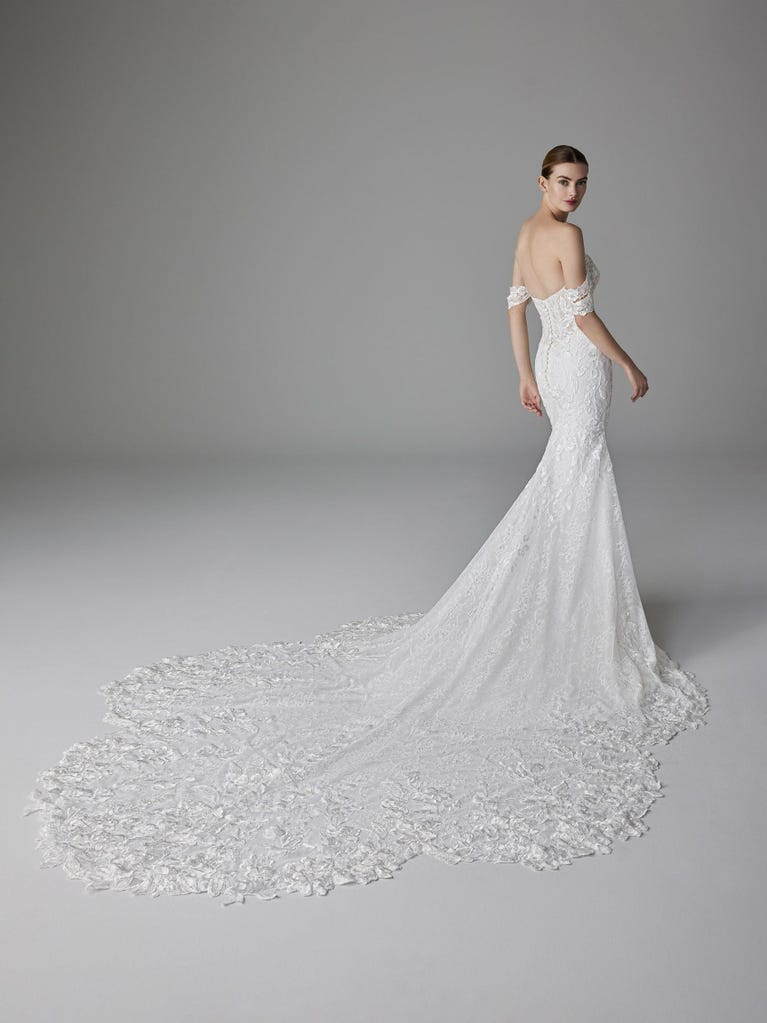 pronovias JUDI | Vestido de novia sirena con escote corazón | Pronovias Envío gratis