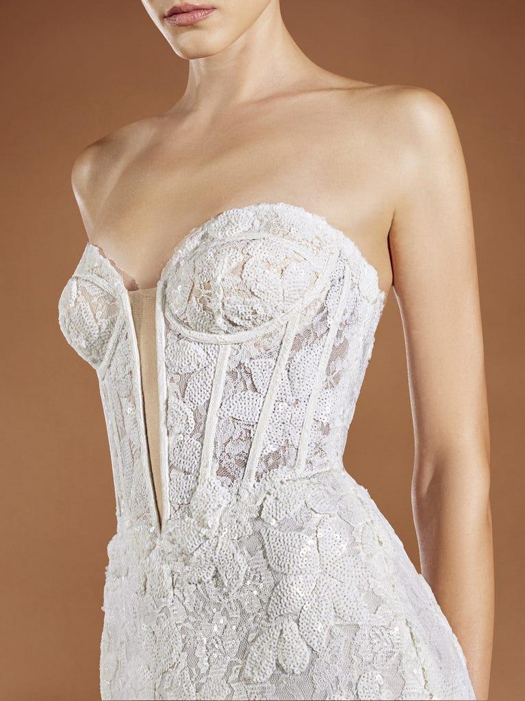 pronovias LAVANYA | Vestido de novia sirena con escote de pico | Pronovias Oferta especial de fábrica