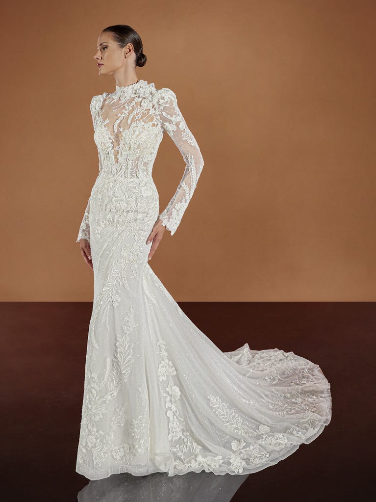 pronovias LIYA | Vestido de novia sirena con escote cisne | Pronovias Superdescuento