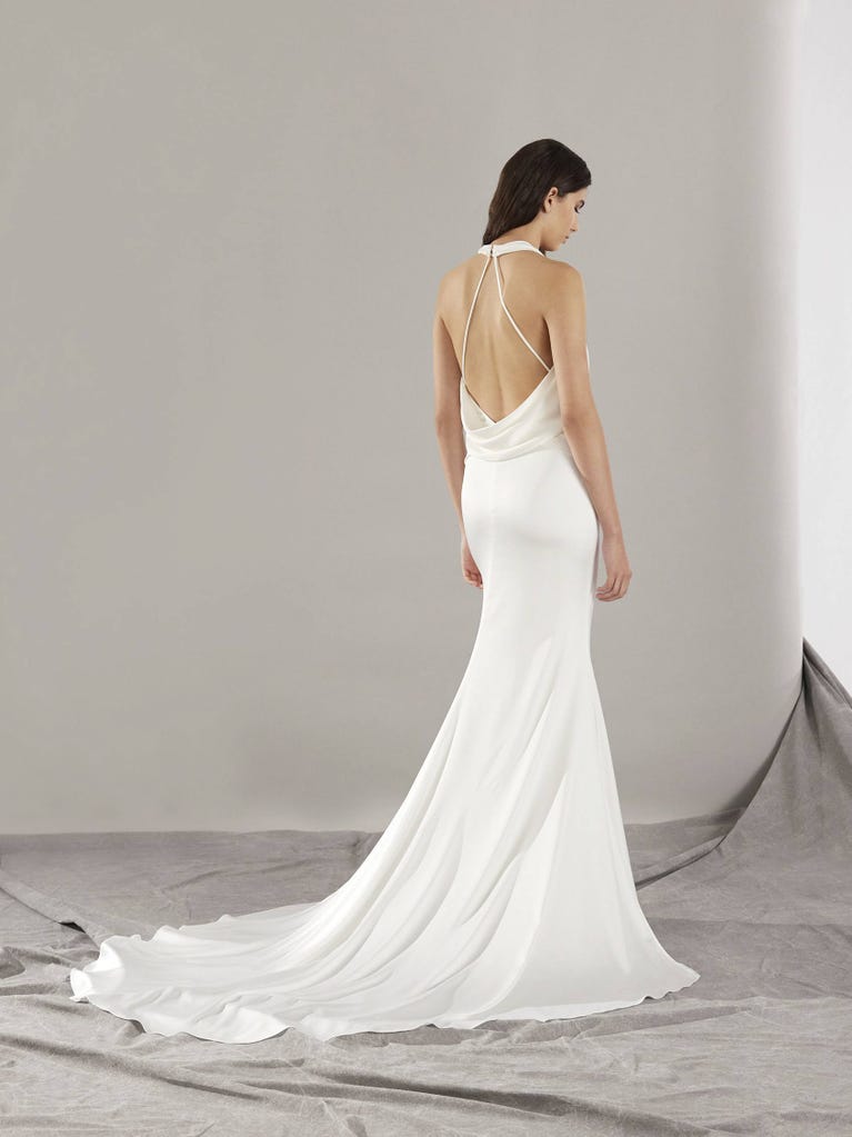 pronovias GABRIELL | Vestido de novia sirena con cuello halter | Pronovias Rebajas online