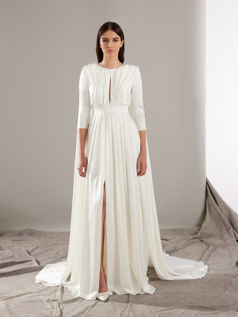 pronovias CASSIAN | Vestido de novia corte en a con escote barco | Pronovias