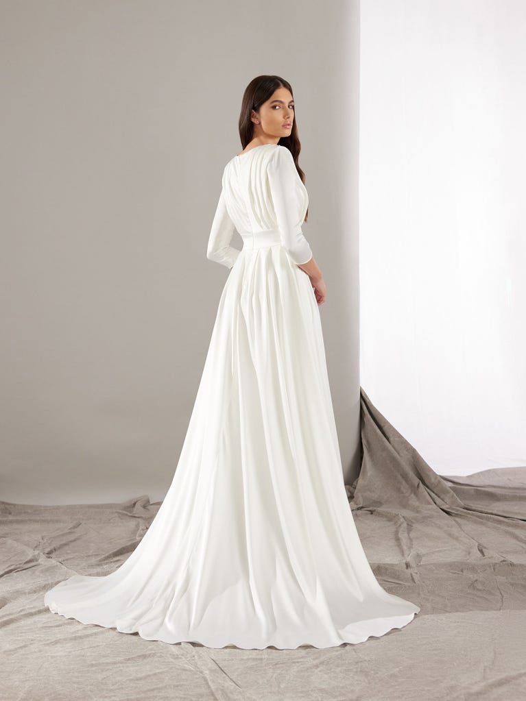 pronovias CASSIAN | Vestido de novia corte en a con escote barco | Pronovias Envío gratis