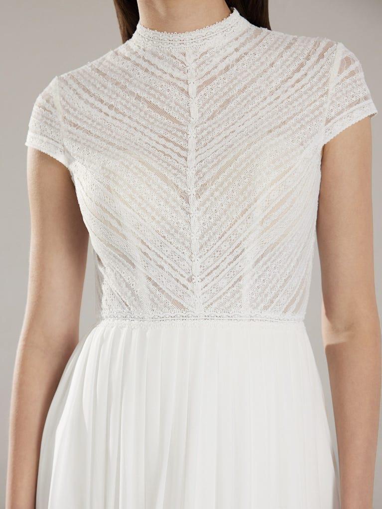 pronovias BLAISE | Vestido de novia corte en a con escote cisne | Pronovias Oferta especial de fábrica