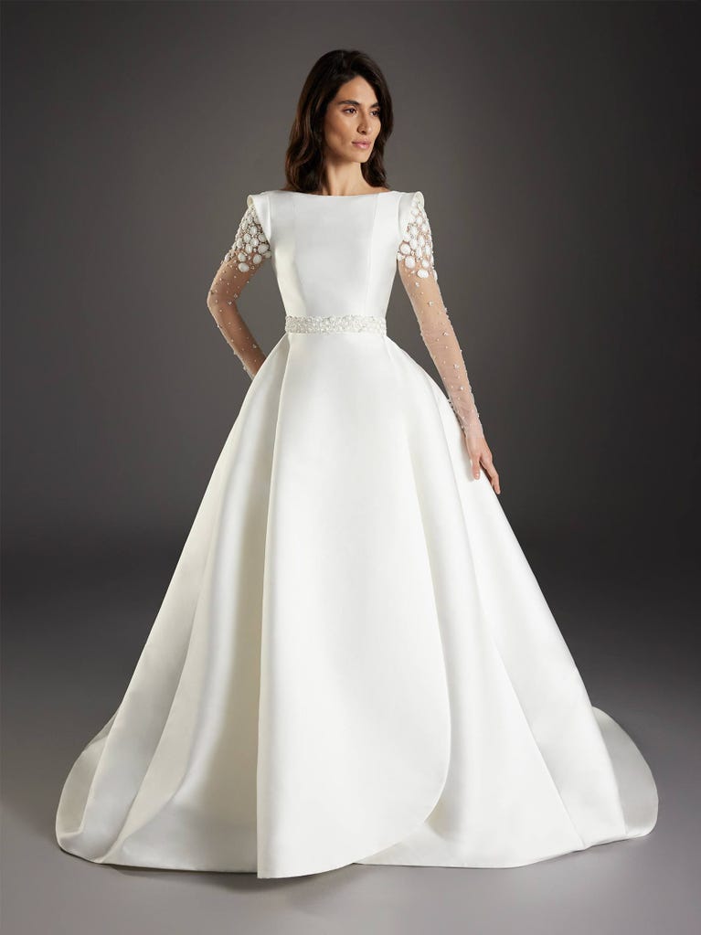 pronovias LICEU | Vestido de novia princesa con escote barco | Pronovias