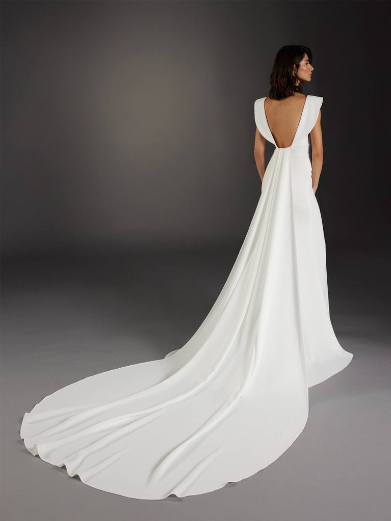 pronovias CONDAL | Vestido de novia sirena con escote de pico | Pronovias Ofertas especiales