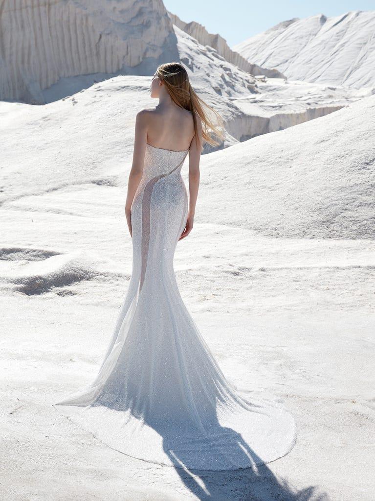 pronovias SKYLIGHT | Vestido de novia recto con palabra de honor | Pronovias En oferta
