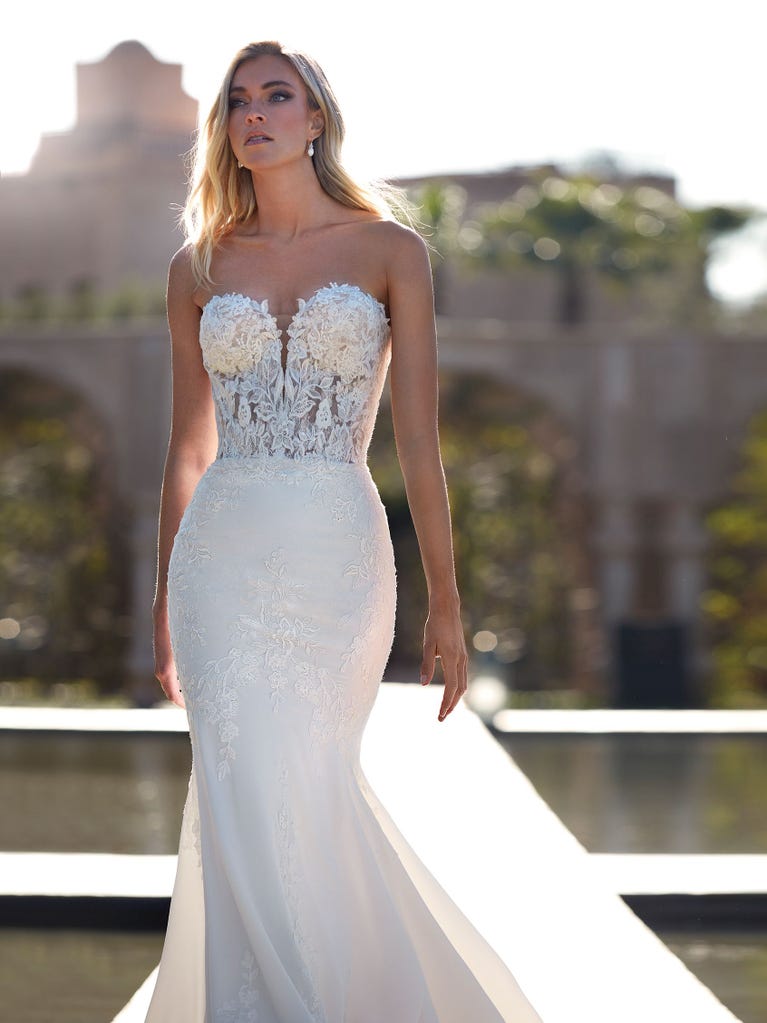 pronovias KODIAK | Vestido de novia sirena con escote de pico | Pronovias Mejor oferta
