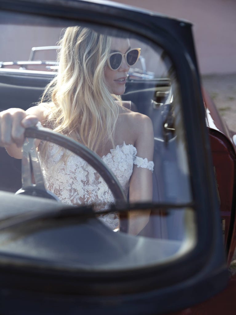 pronovias PHUKET | Vestido de novia sirena | Pronovias Envío internacional gratuito