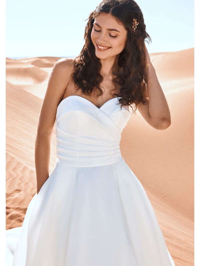 pronovias GEIRANGER | Vestido de novia princesa con escote corazón | PRONOVIAS En oferta
