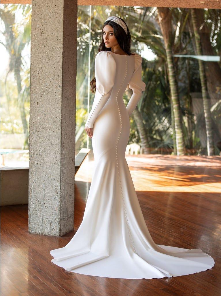 pronovias TURNER | Vestido de novia sirena con escote de pico | Pronovias Los más vendidos