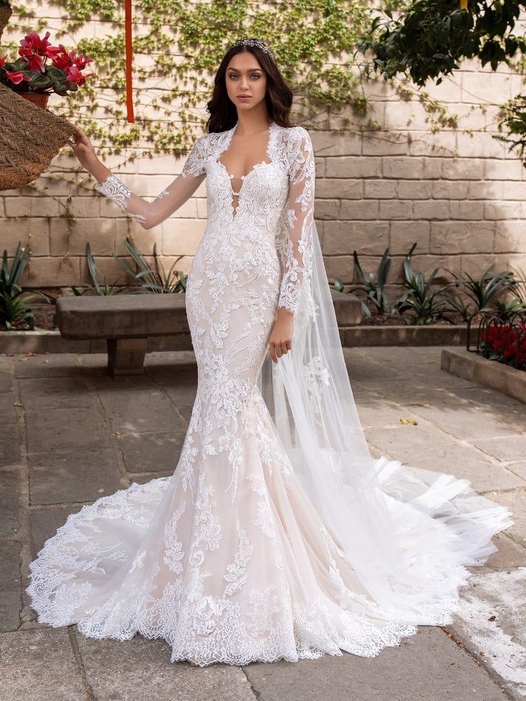 pronovias Vestido de novia sirena escote corazón y manga larga | Pronovias Tienda