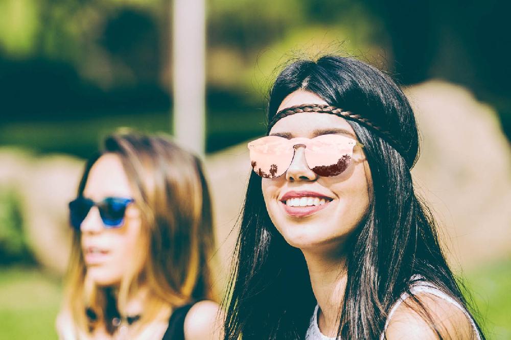 sunpers sunglasses Gafas de sol - dorado metálico / lente plana rosa espacial | SUNPERS Solo hoy