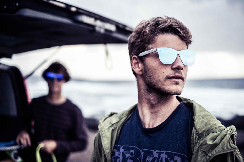 sunpers sunglasses Gafas de sol - policarbonato / lente plana azul cielo | SUNPERS Tienda de fábrica