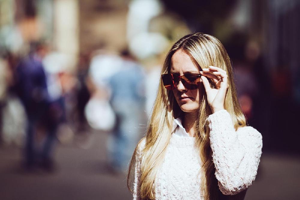 sunpers sunglasses Gafas de sol - dorado metálico / lente plana rojo | SUNPERS Devoluciones gratuitas