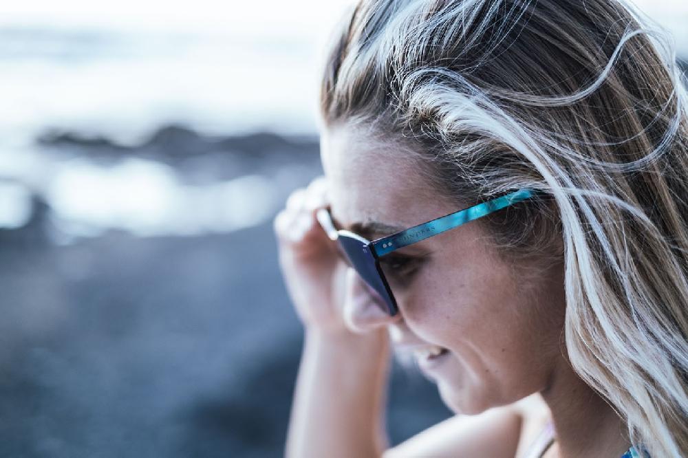 sunpers sunglasses Gafas de sol – lente plana espacial / azul cielo | SUNPERS En línea