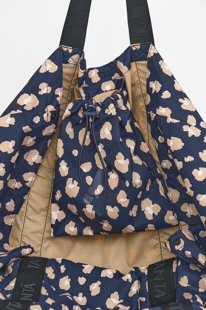 tantä rainwear Hunguva AOP1 Los más vendidos