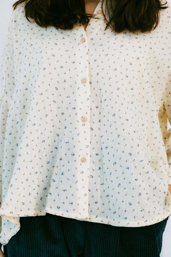 Triana By C Blusa algodón orgánico STAR flor azul Descuento