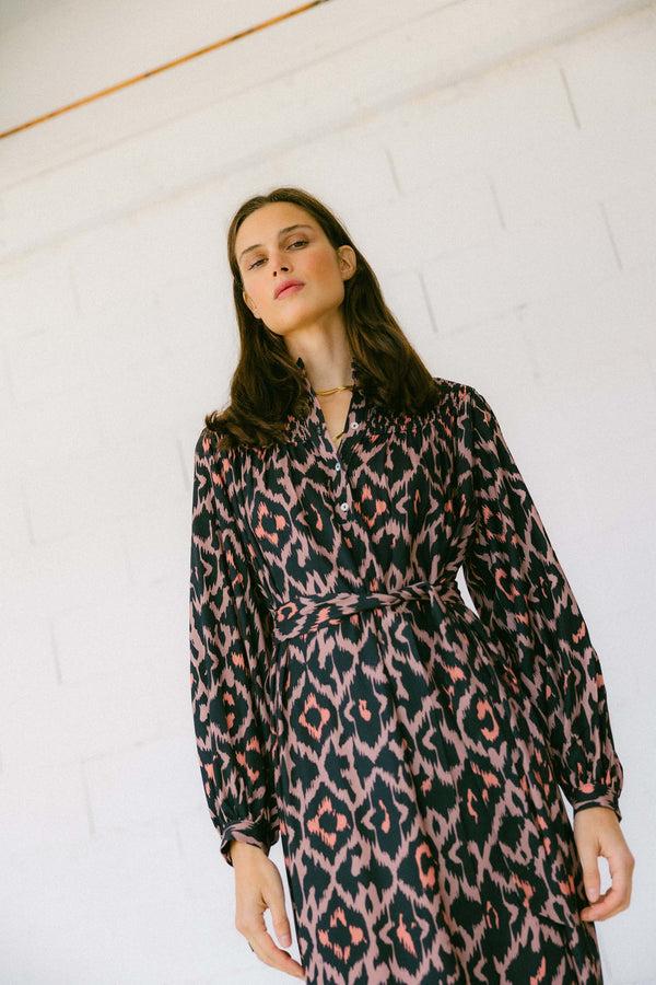 Triana By C Vestido manga larga print GEOMETRIC FARO Devoluciones gratuitas