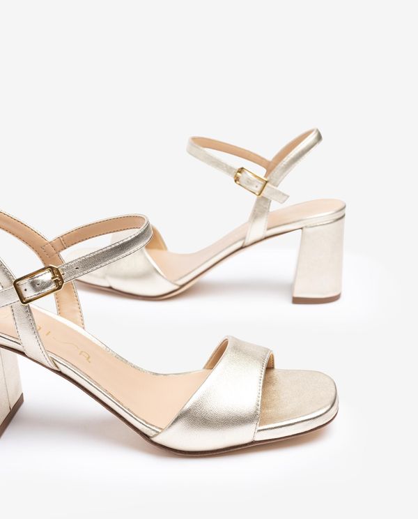 unisa Sandalia en piel metalizada Oferta especial