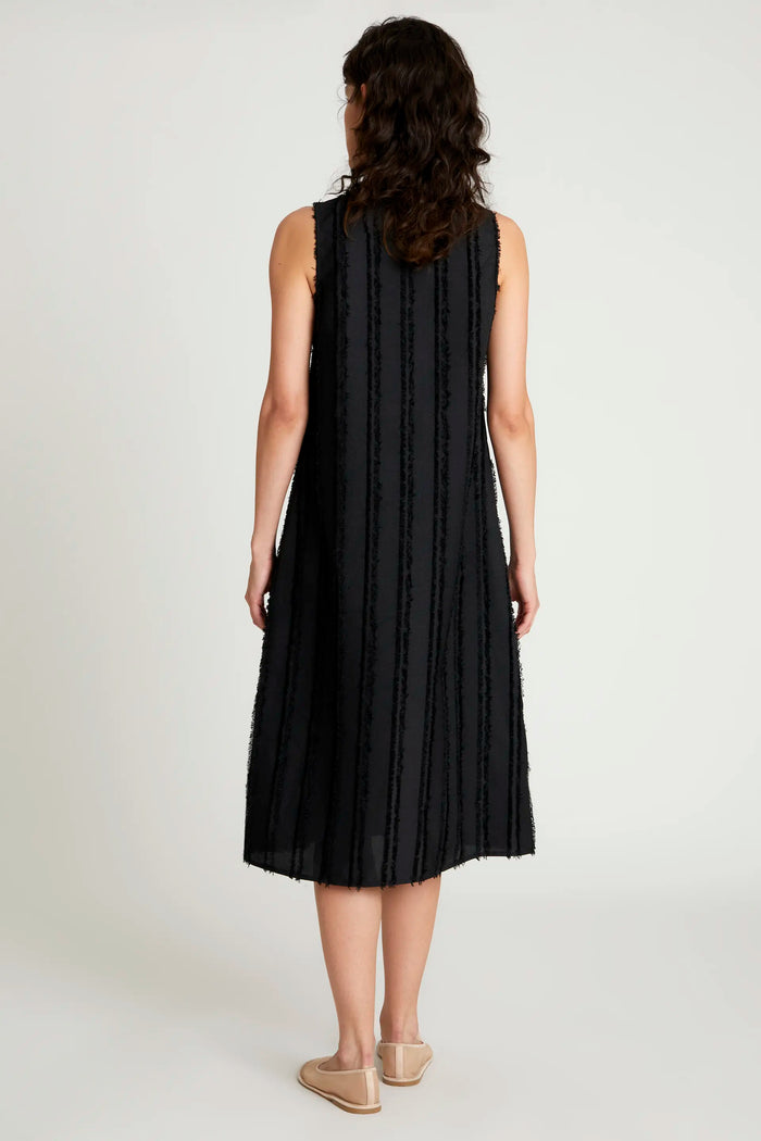 wild pony Vestido midi texturizado negro Outlet