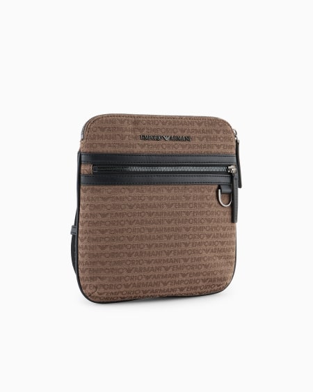 Armani Bolso bandolera plano en tejido jacquard con inscripción integral Precio ultrabajo