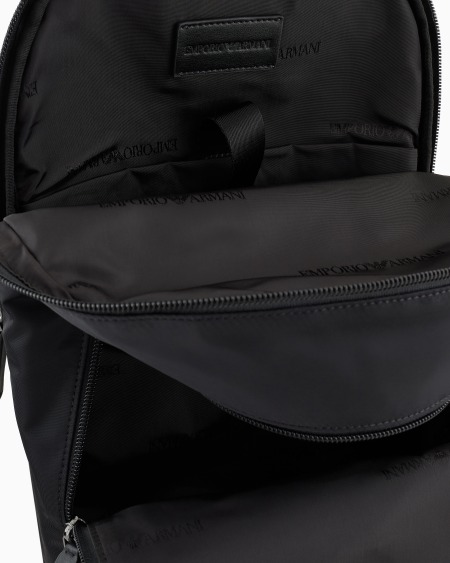 Armani Mochila de nailon reciclado ASV Outlet online