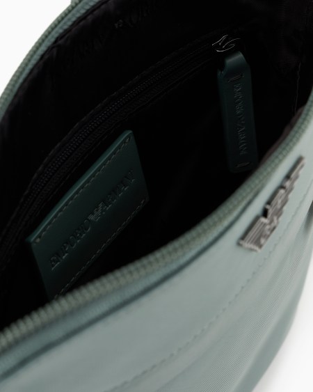 Armani Bandolera plana de nailon reciclado ASV Rebajas de fábrica