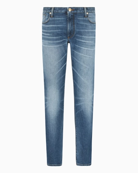 Armani Vaqueros J06 slim fit en denim lavado con líneas de efecto usado Limitado a 3 días