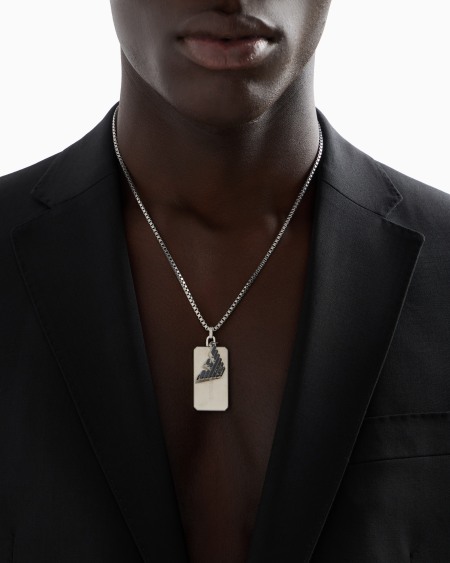 Armani Collar con placa de acero inoxidable Precios de Black Friday