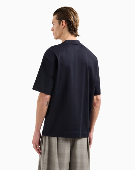 Armani Camiseta ancha de punto con bordado de rayas efecto degradado Ofertas especiales