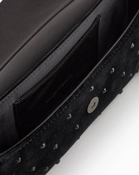 Armani Minibolso bandolera de terciopelo con strass y logotipo de águila de metal Gran oferta