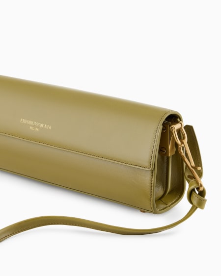 Armani Bolso de mano bandolera con solapa en piel lisa Rebajas de fin de temporada