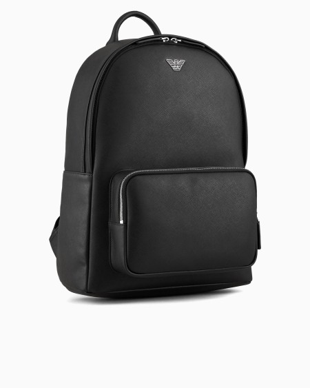 Armani Mochila redondeada de piel saffiano regenerada con placa de águila ASV COMPRAR AHORA
