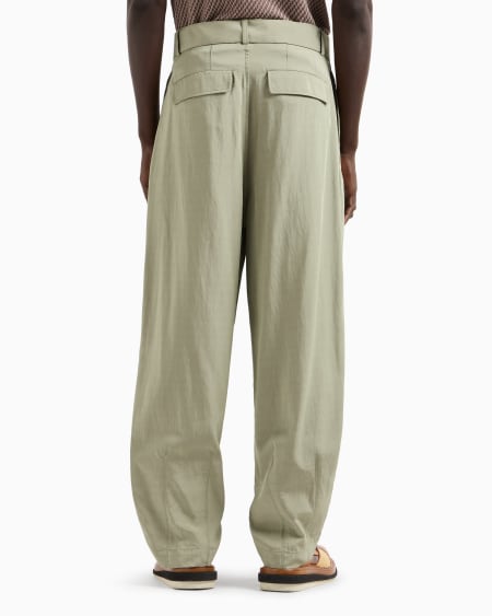 Armani Pantalones con pinzas y cinturón de nailon y viscosa Solo hoy