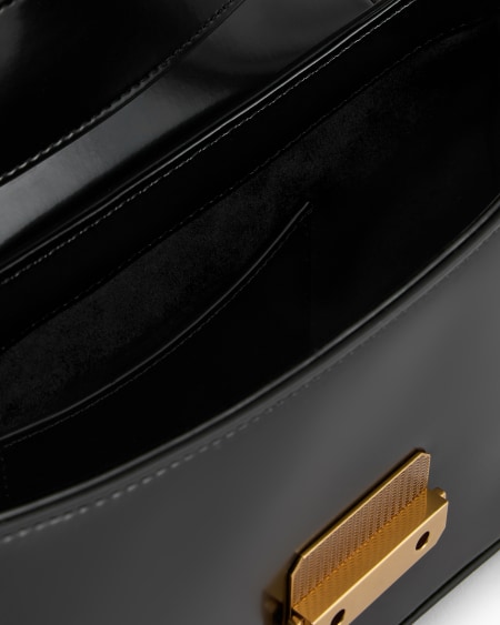 Armani Bolso de hombro baguette con acabado cepillado Descuento