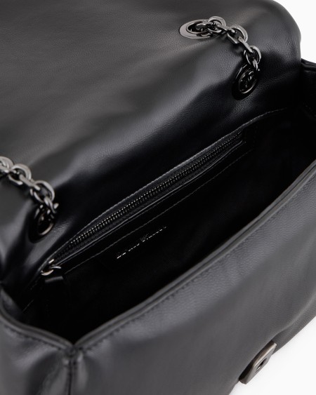 Armani Minibolso bandolera con solapa efecto napa acolchada Liquidación