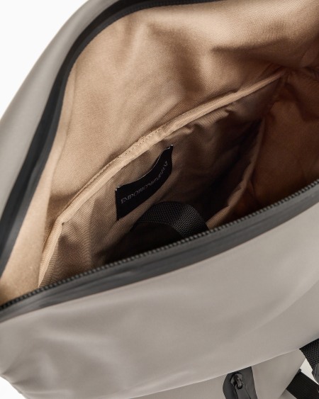Armani Mochila en nailon reciclado con cincha ASV En oferta