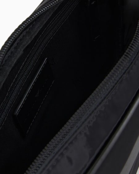 Armani Bolso bandolera de nailon reciclado ASV Rebajas
