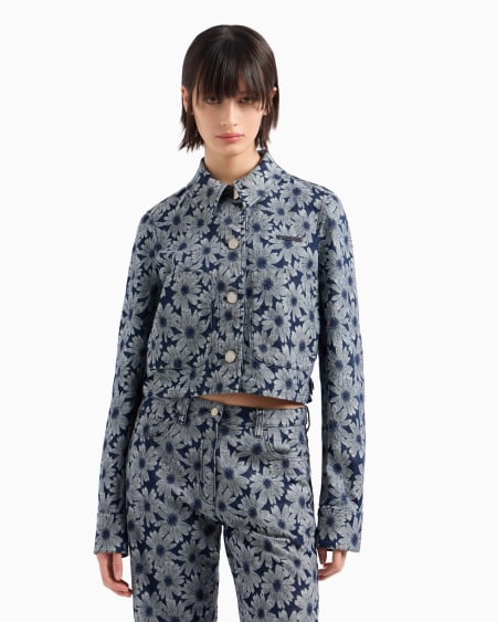 Armani Chaqueta de denim con motivo integral de margaritas en tejido jacquard cápsula Peace ASV 2025