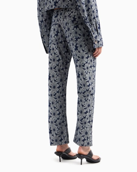 Armani Vaqueros de denim con motivo integral de margaritas en tejido jacquard cápsula Peace ASV En línea