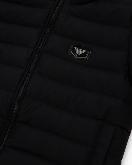 Armani Chaqueta de plumas en nailon acolchado con pluma reciclada ASV Envío gratis